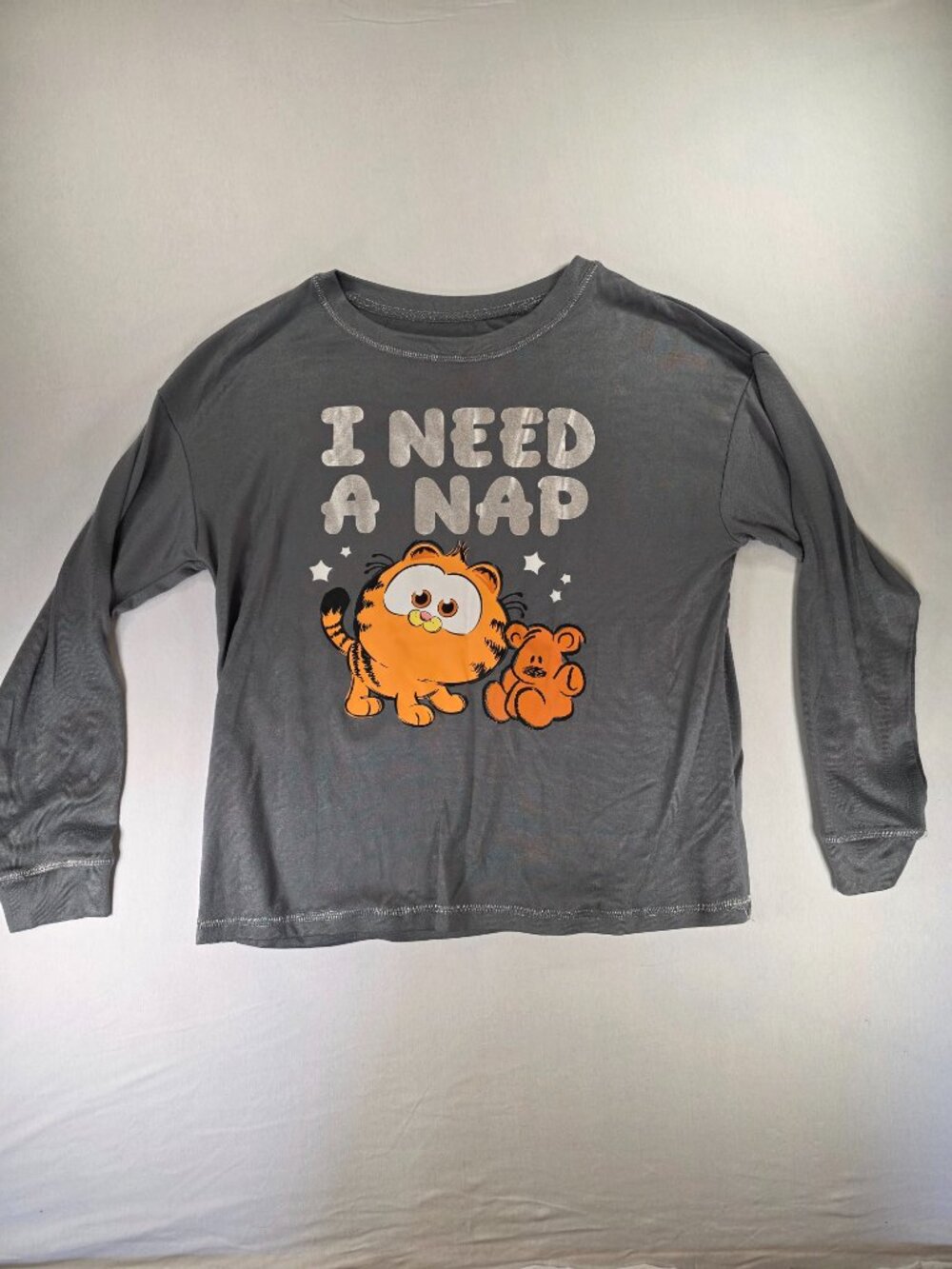 The Garfield Show “I Need A Nap” Cozy Top- Size S Women’s Gray